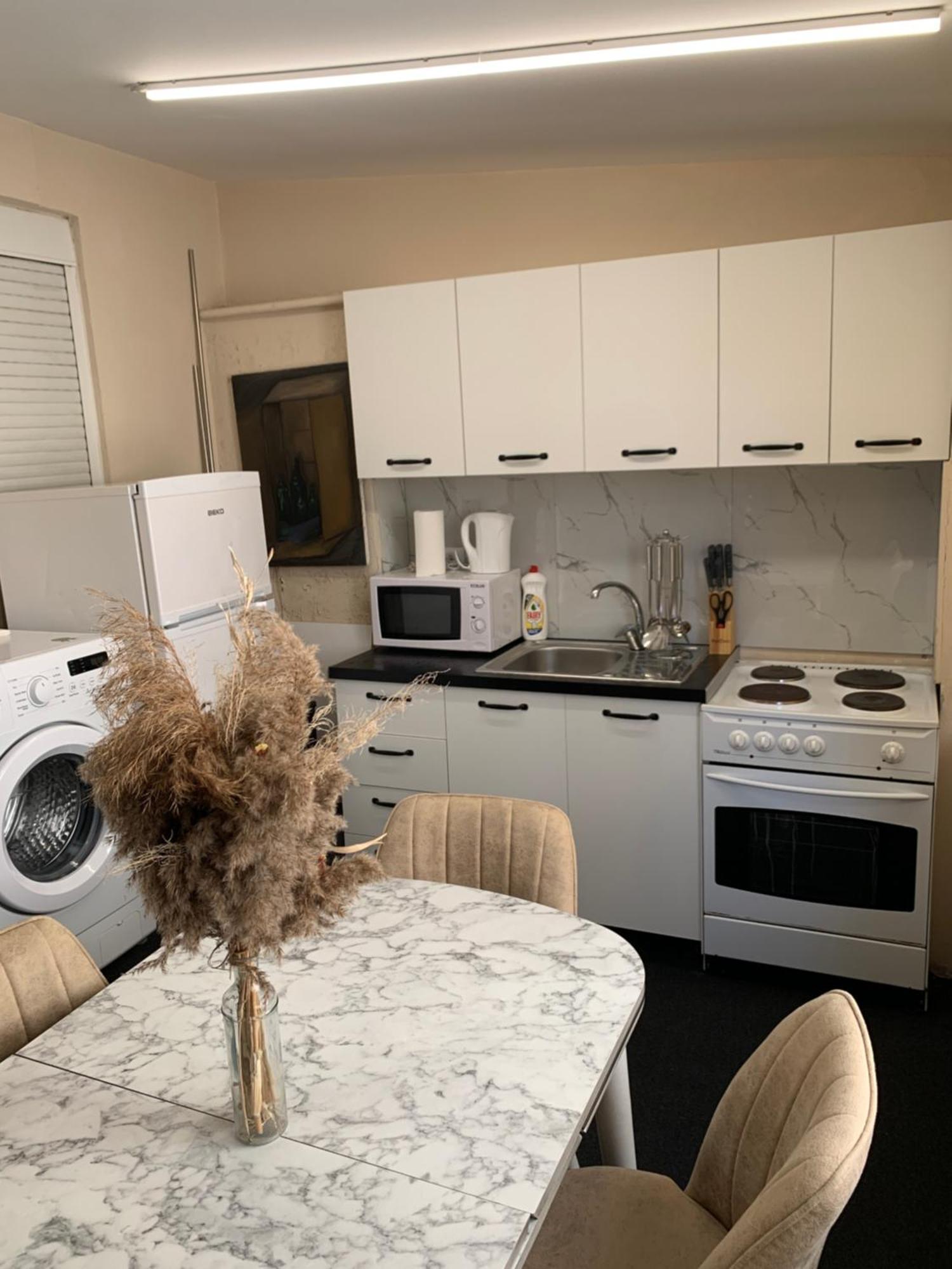 Citynest Apartments, 3-Minute Walk From The Skanderbeg Square Tirana Eksteriør billede